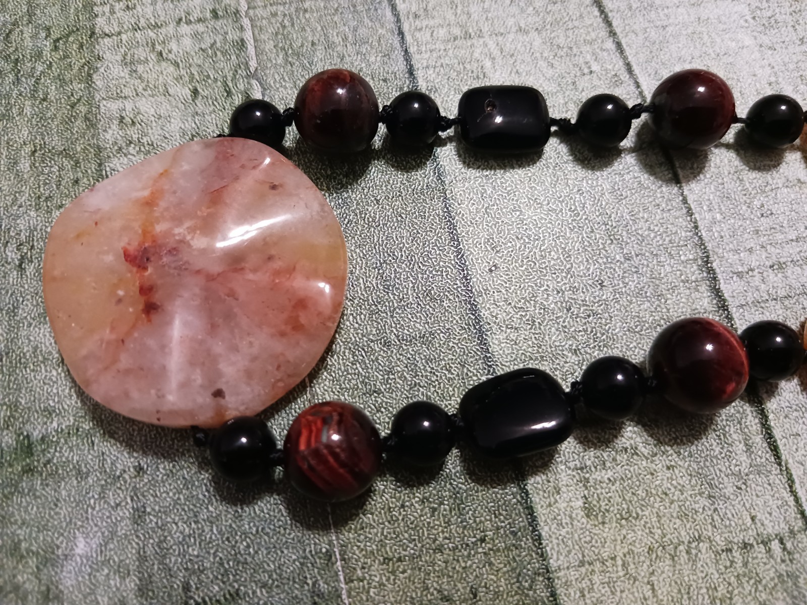 VINTAGE Natural Yellow Jade Black Onyx Tigers Eye Gemstones 18k White Gold ✨️