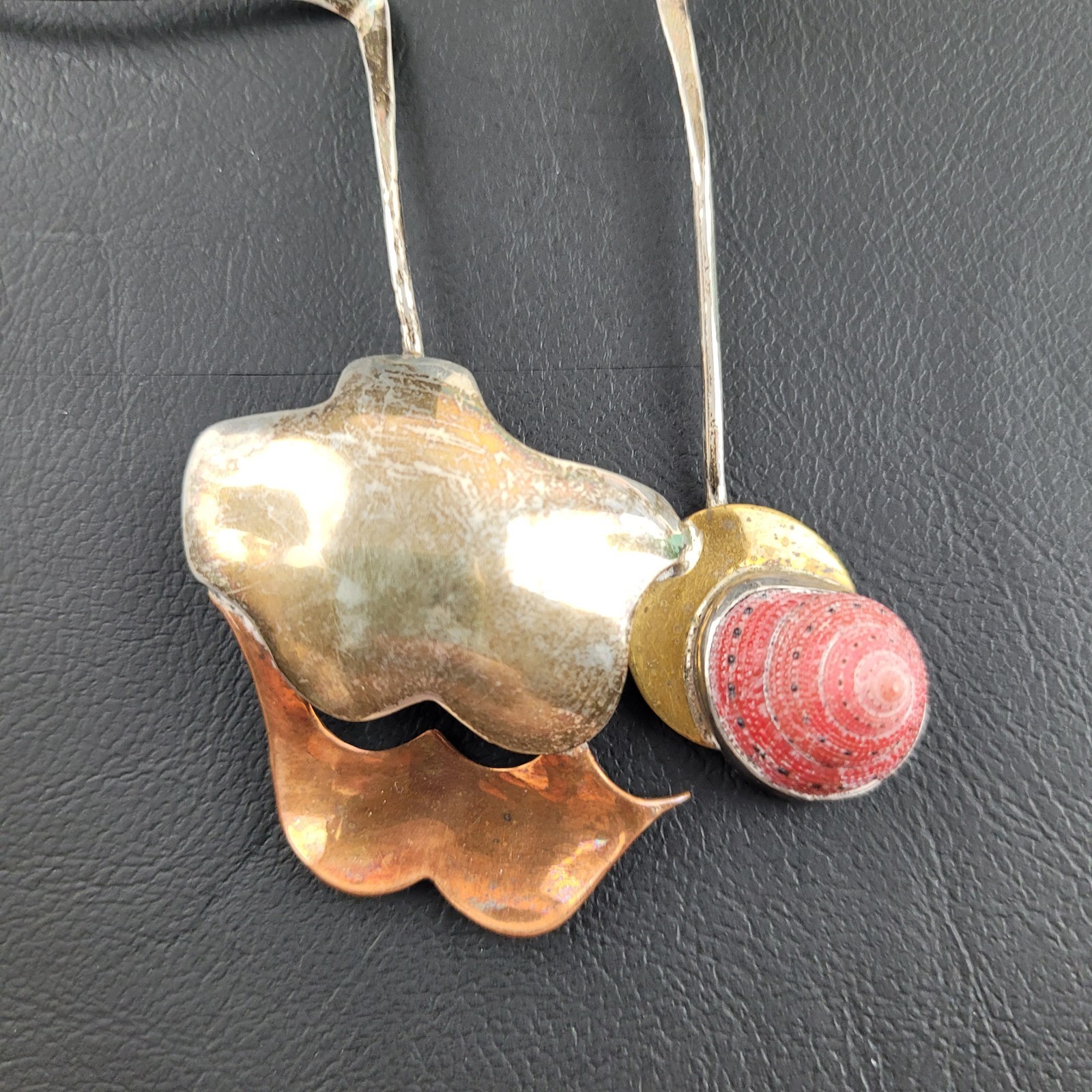 Vintage Mixed Metals and Shell Artisan Choker Necklace Statement Piece 14″ READ