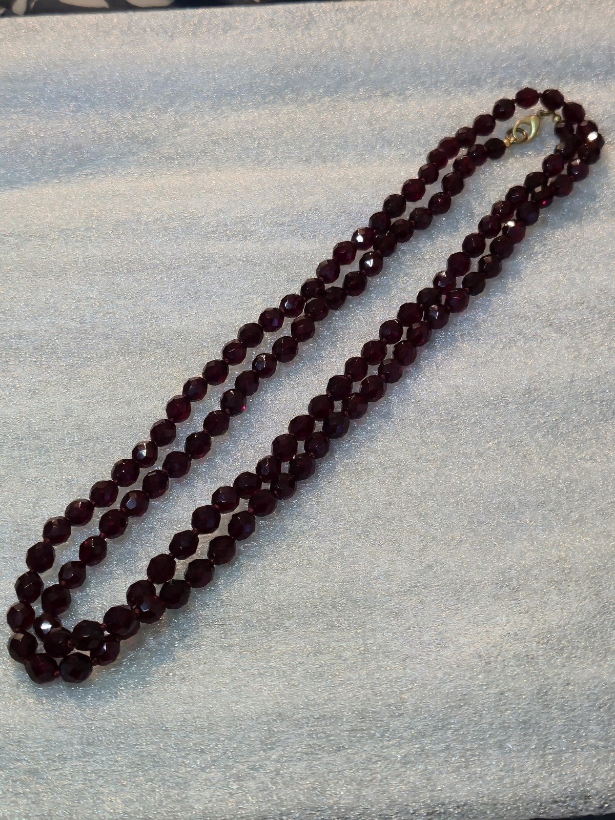 Vintage Long Faceted Natural Garnet Bead Necklace Deep Wine Red. 44″