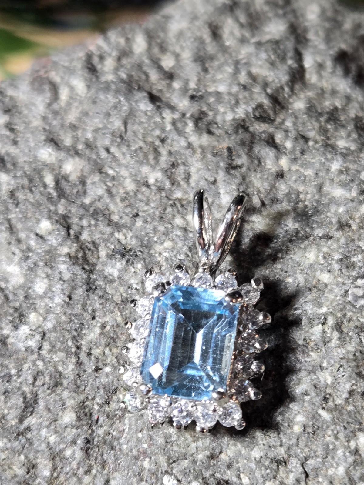 VINTAGE SKY BLUE TOPAZ EMERALD CUT STERLING SILVER 925 PENDANT W/ CZ ACCENTS