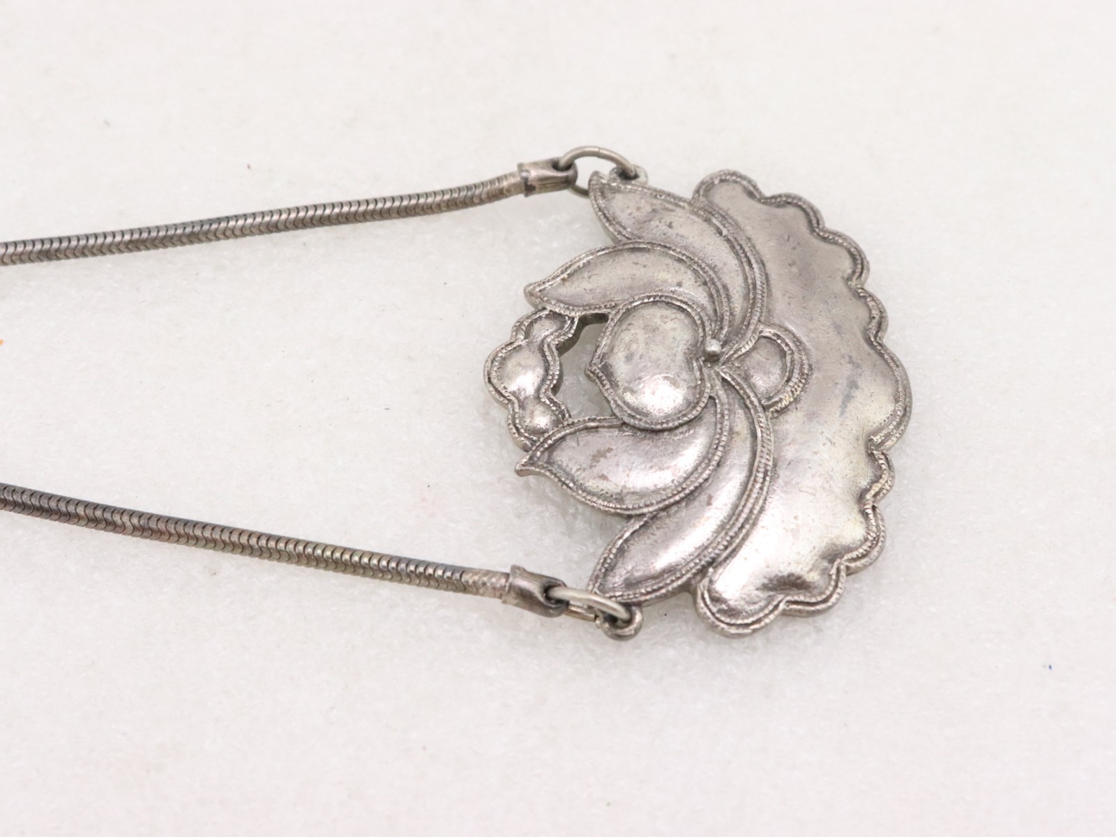 20″ Vintage Alva Museum Replicas Lotus Flower Necklace Antique Silver Tone