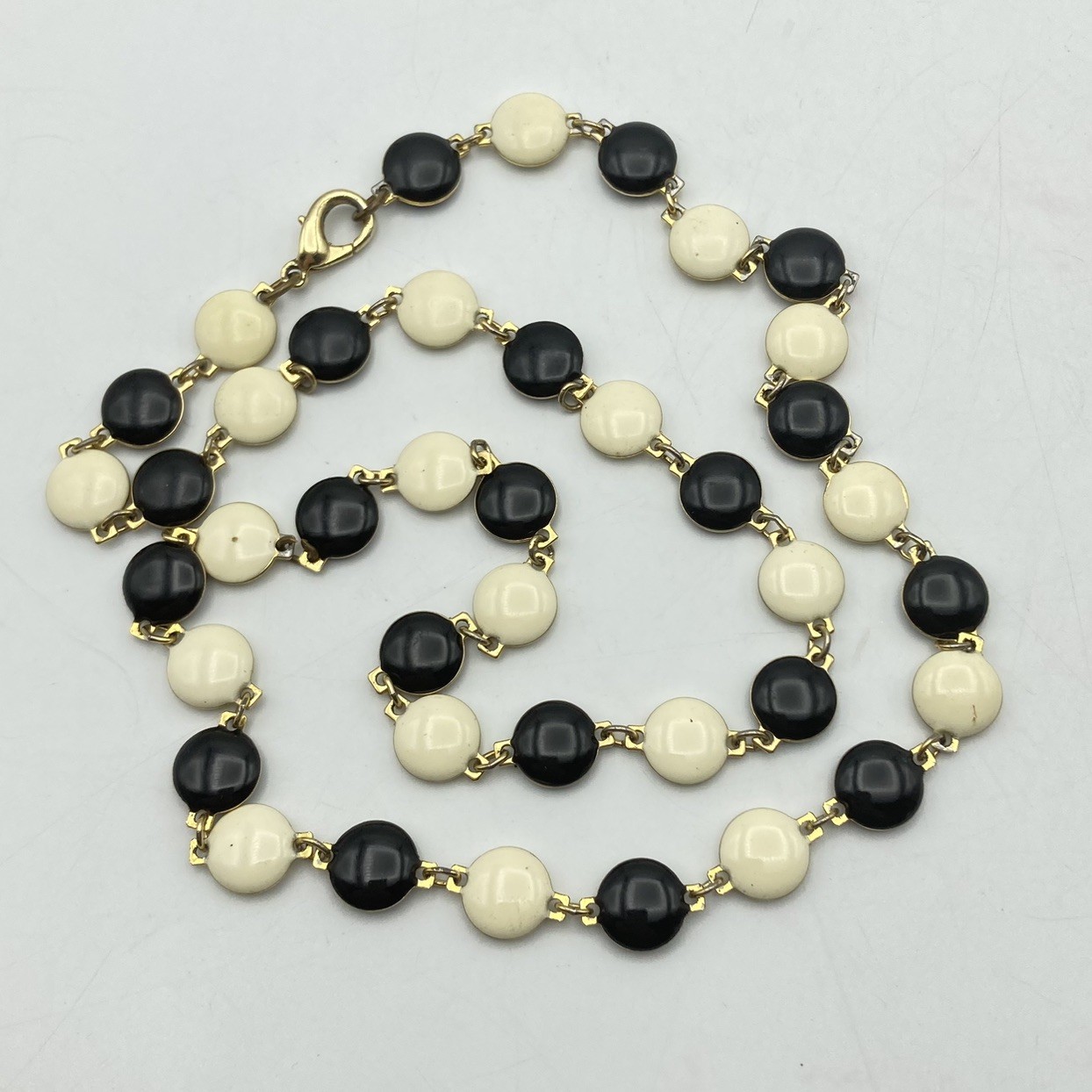 Vintage Gold Tone Black Ivory Enamel Round Disc Layering Strand Necklace 24″