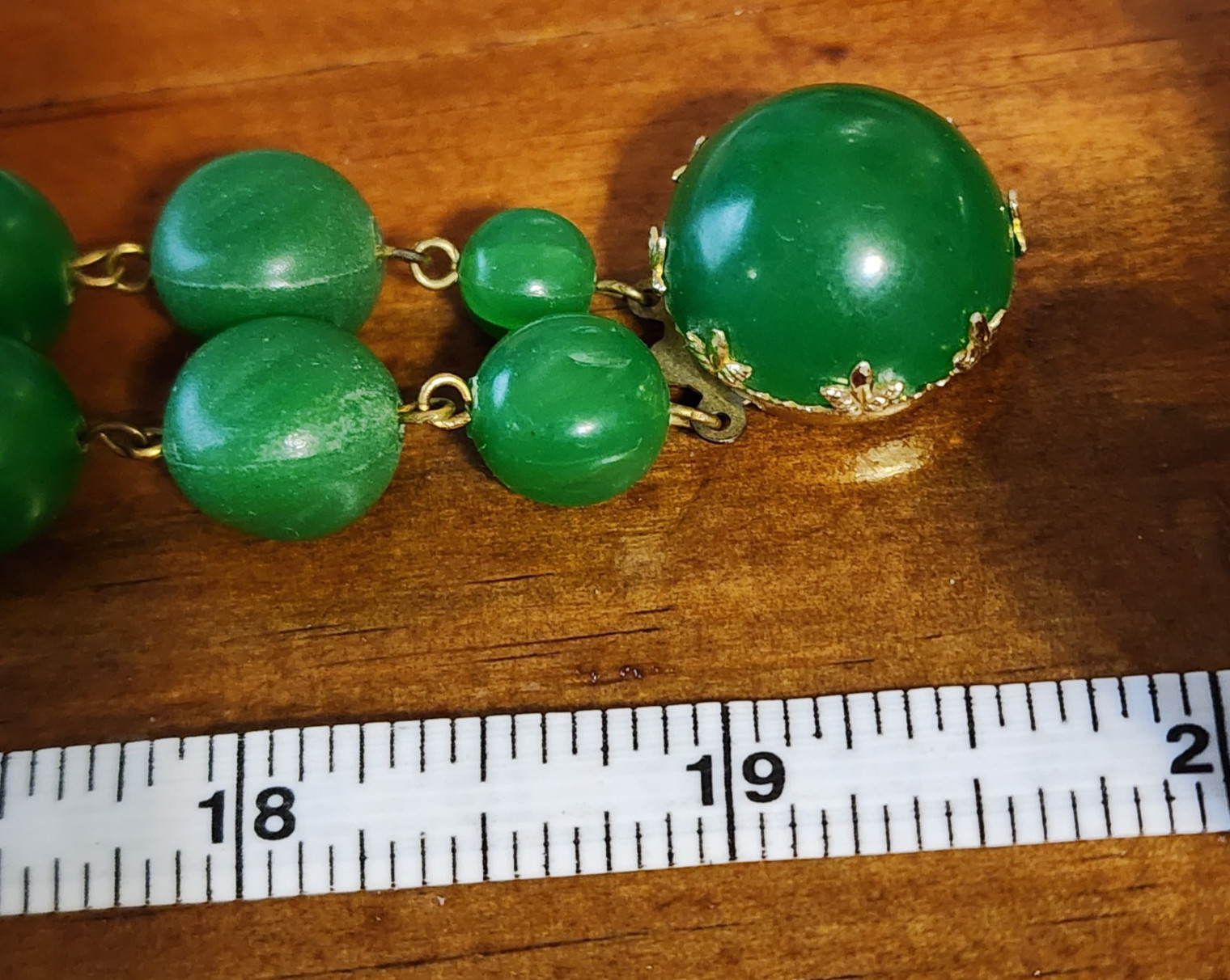 Vtg Green Austrian Crystal Molded Acrylic Bead Necklace 2 Strand 1950s Gold Tone
