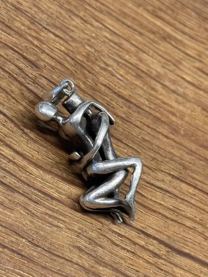 Vintage pendant sterling silver