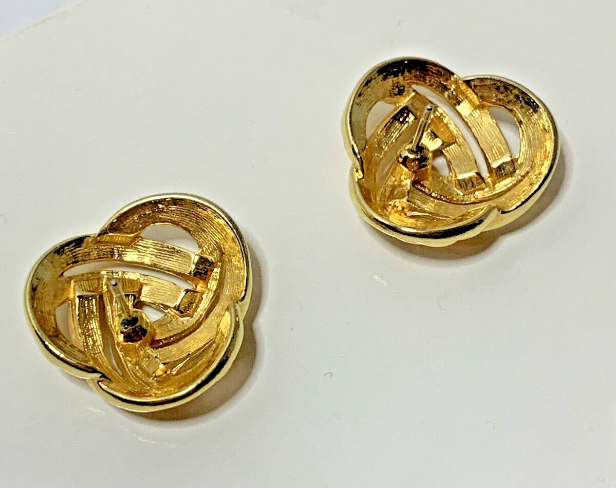 Vintage Estate Find Gold Metal Knotted Rope Nautical Post Earrings
