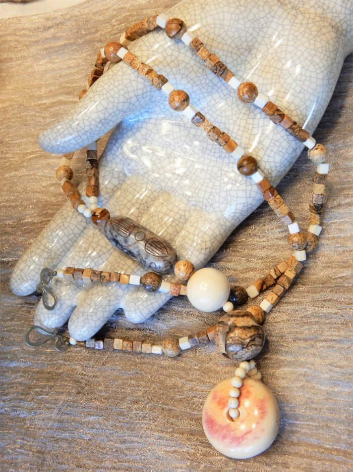Retro Vintage Earthy Organic Boho Chic Natural Stone Bead Y Necklace