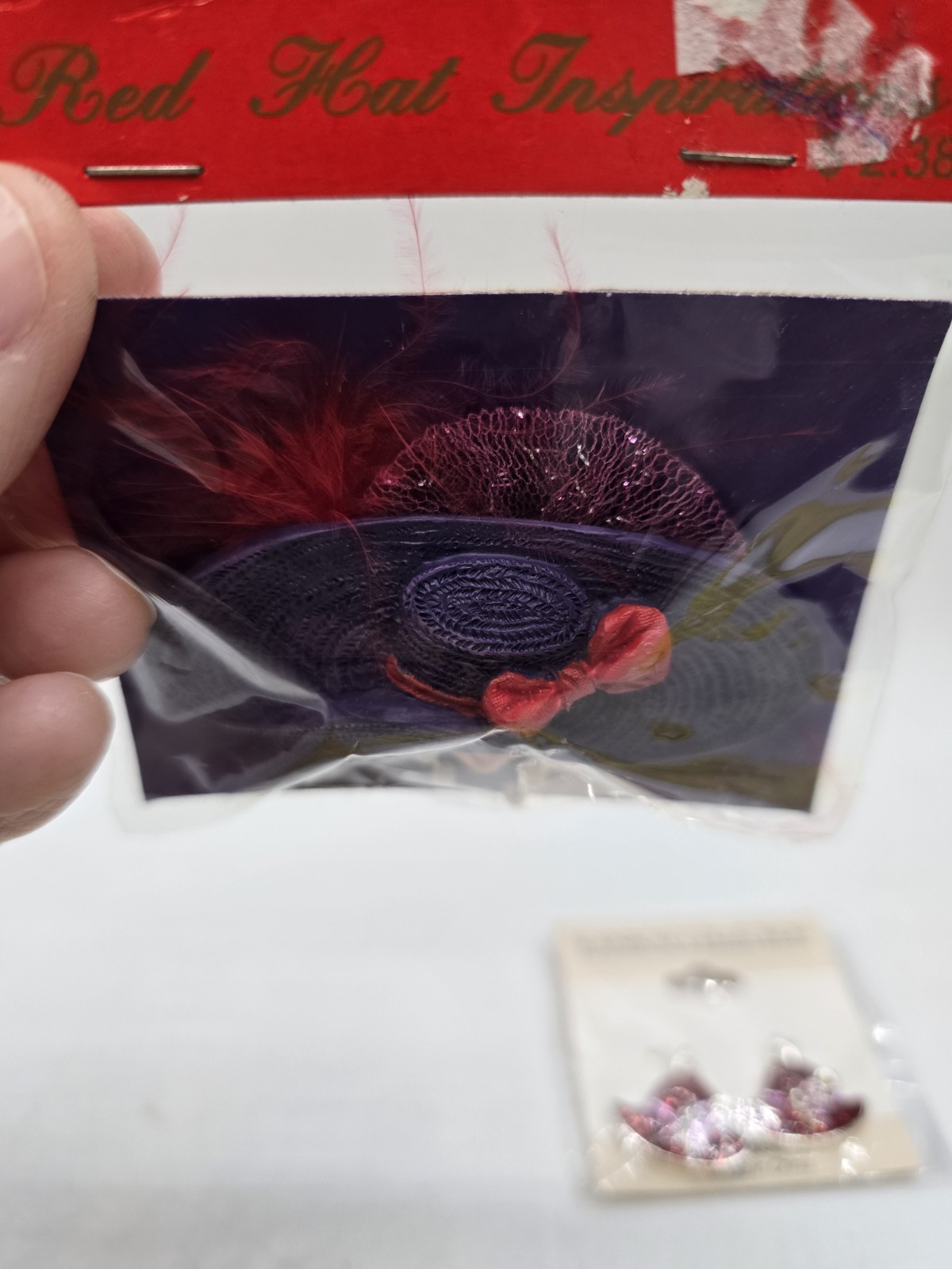 Vintage Red Hat Society “Red Hat Inspirations” Brooch and Earing set, New items