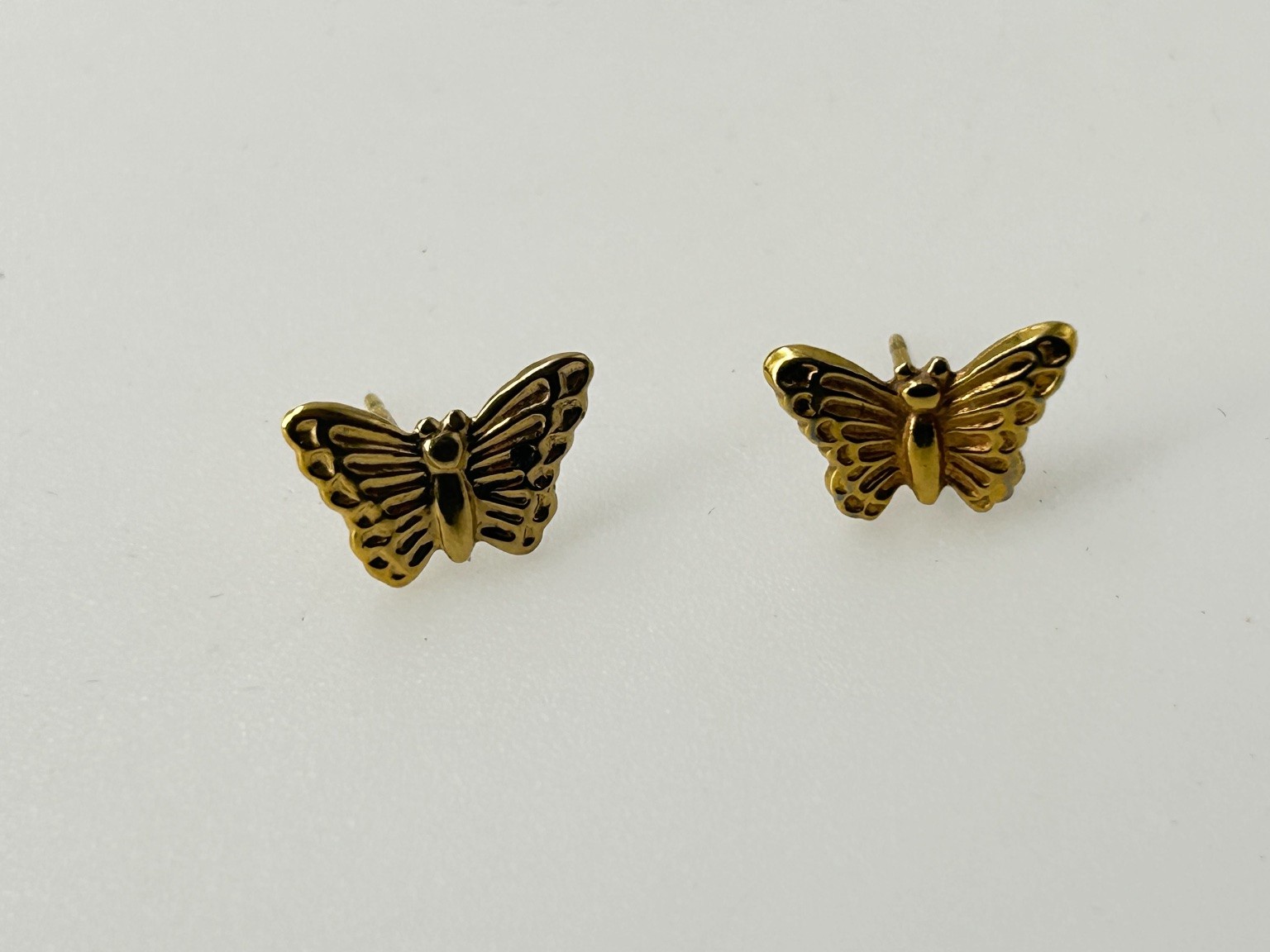 Vintage Style Butterfly Stud Earrings Gold Tone Metal Dainty Jewelry