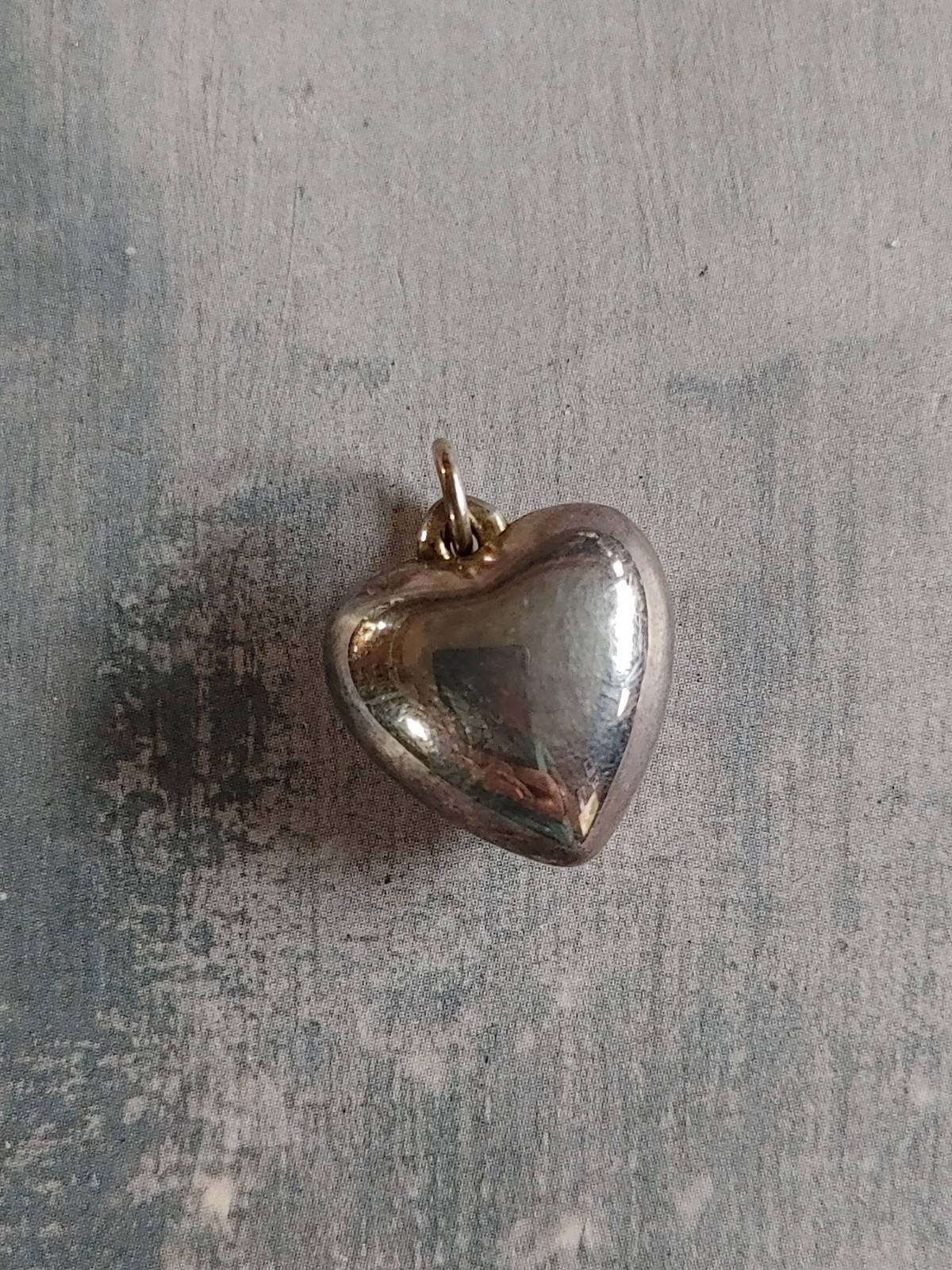 Vintage pendant charm silver tone metal puff heart
