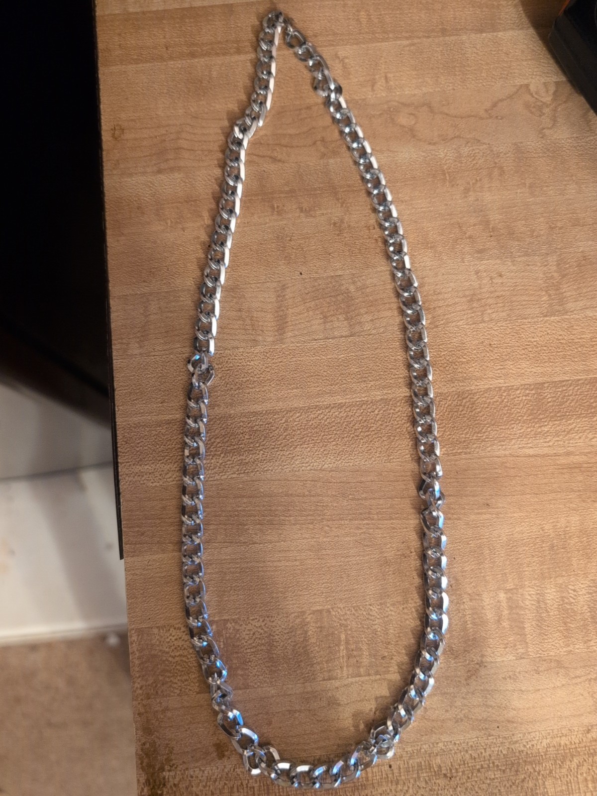 Vintage 20inch Metal Chain Necklace Aluminum