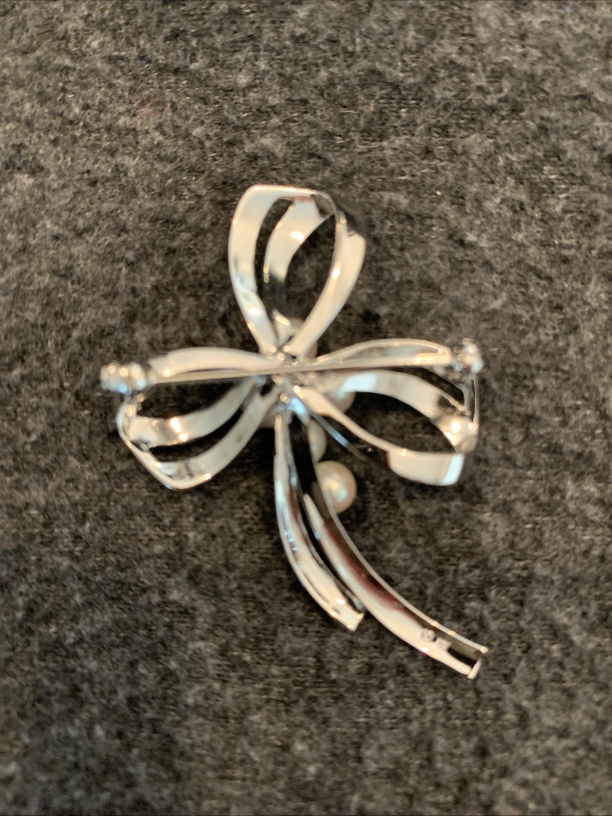 Mikimoto Sterling Silver & 5 Akoya Pearl Cluster Ribbon Brooch Marked MS