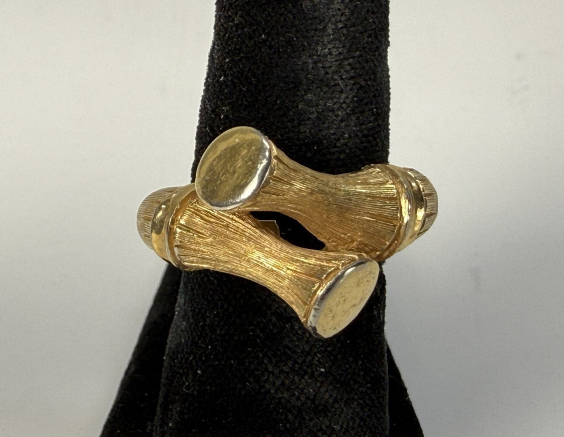 Vintage Avon Bamboo Brushed Gold Tone Ring Size 7