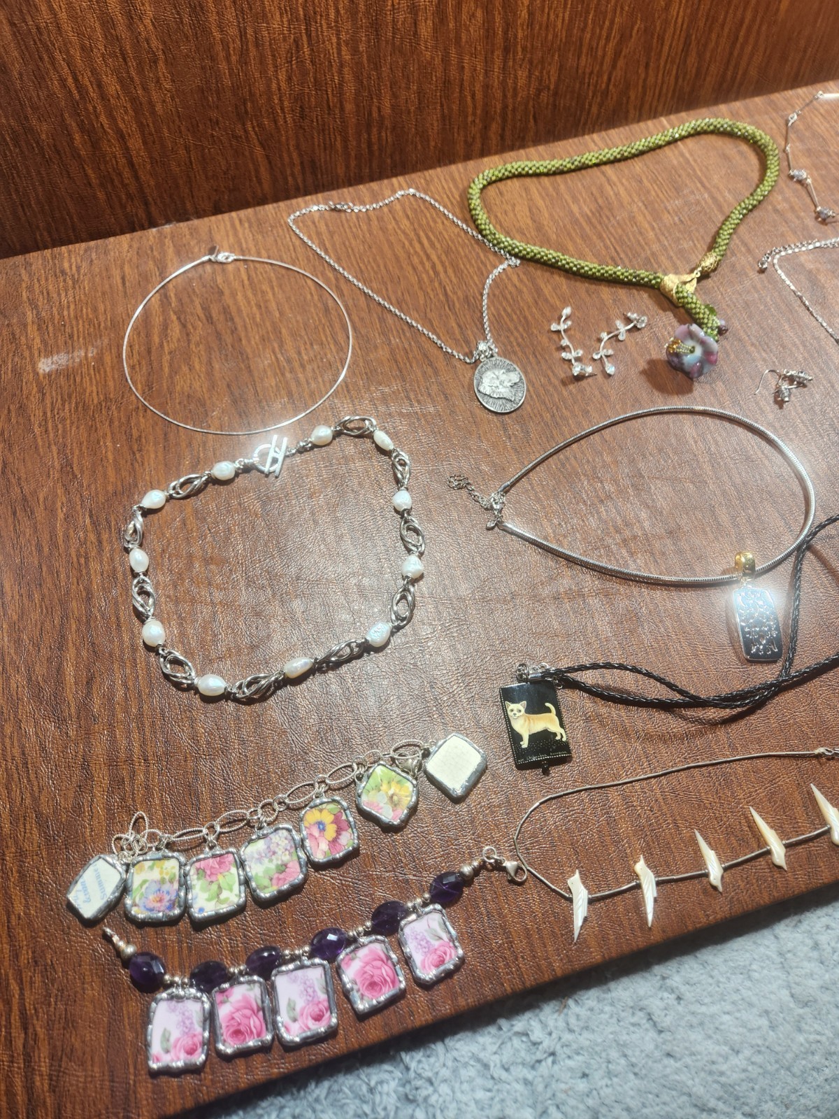 Vintage Jewelry Lot 19 Pieces Bracelets Earrings Pendants Necklaces Nice Bundle
