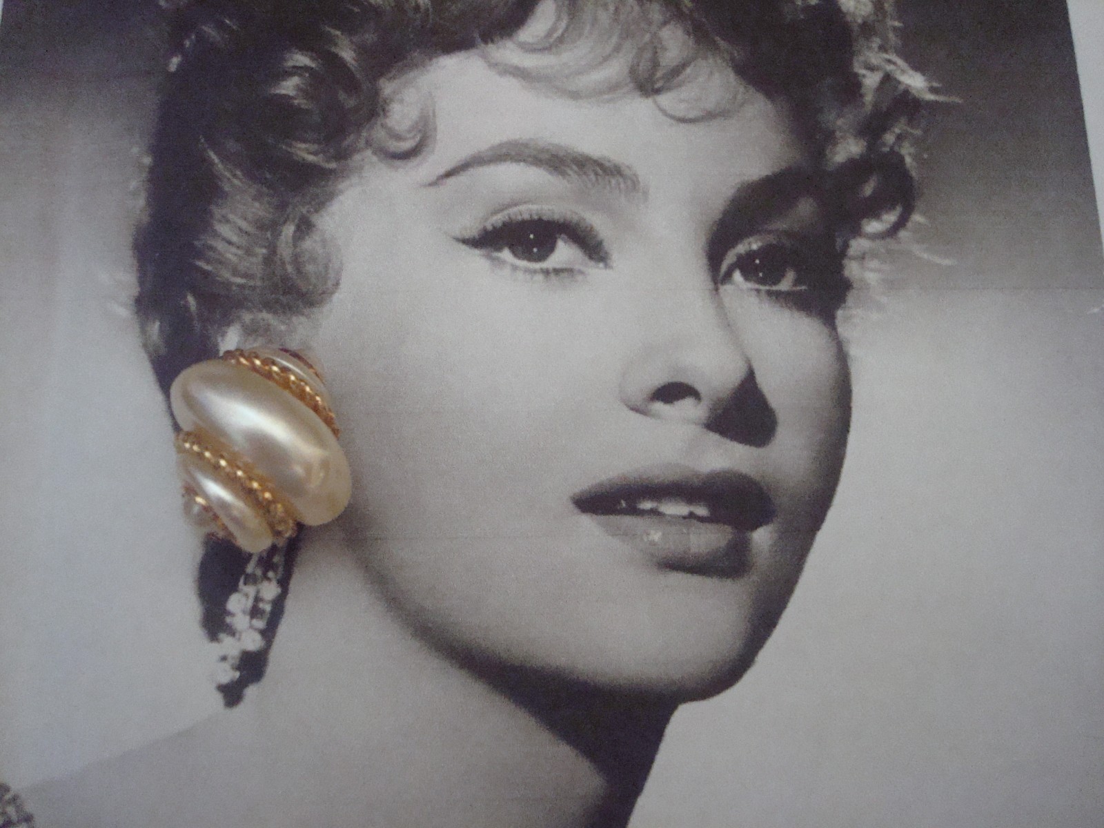 VTG.SIGNED”REPLICA”Made in ITALY NAUTILUS,SHELL,SNAIL F/PEARL EARRINGS GOLD/Plt.