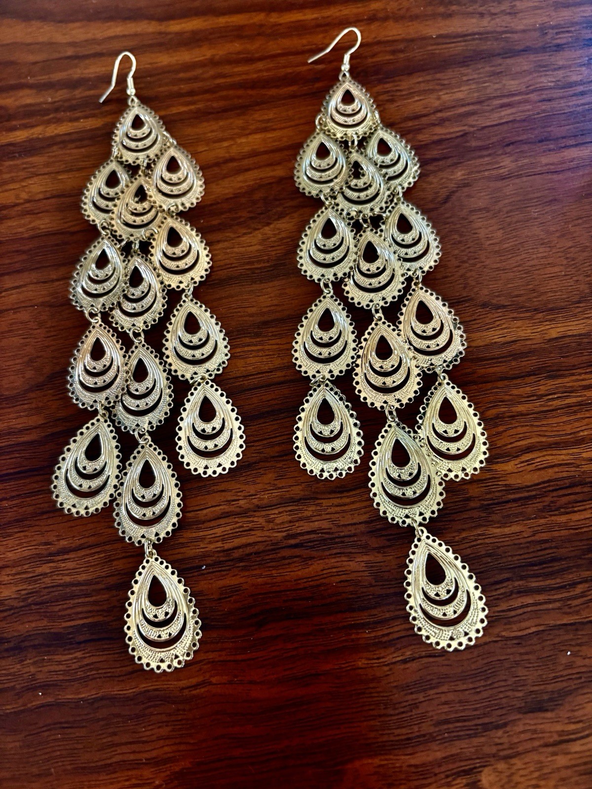 Fun Light Weight Gold Dangle Earrings. They Measure Approximately 7 1/2” Long