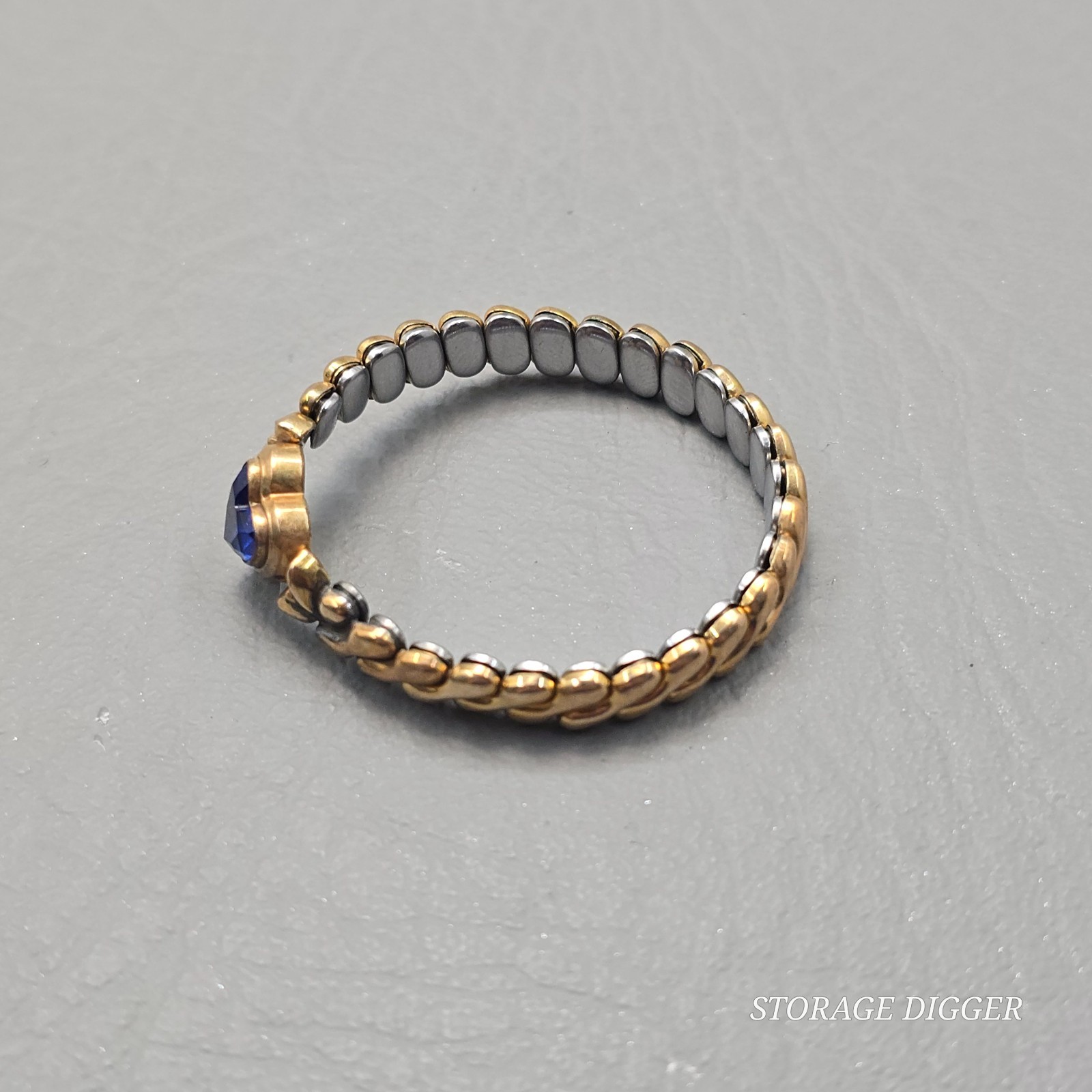 VTG 1940’s Miss Mignon by Speidel Gold Toned Metal Blue Heart Expansion Bracelet