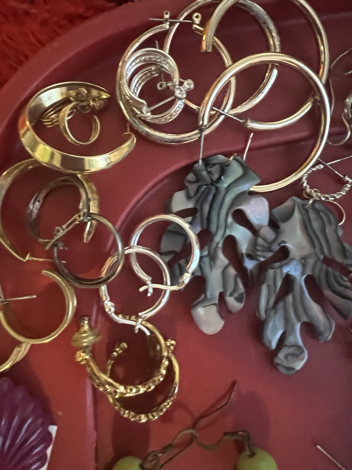Vintage & Mod. Jewelry Lot Earrings Pierced Some Signed