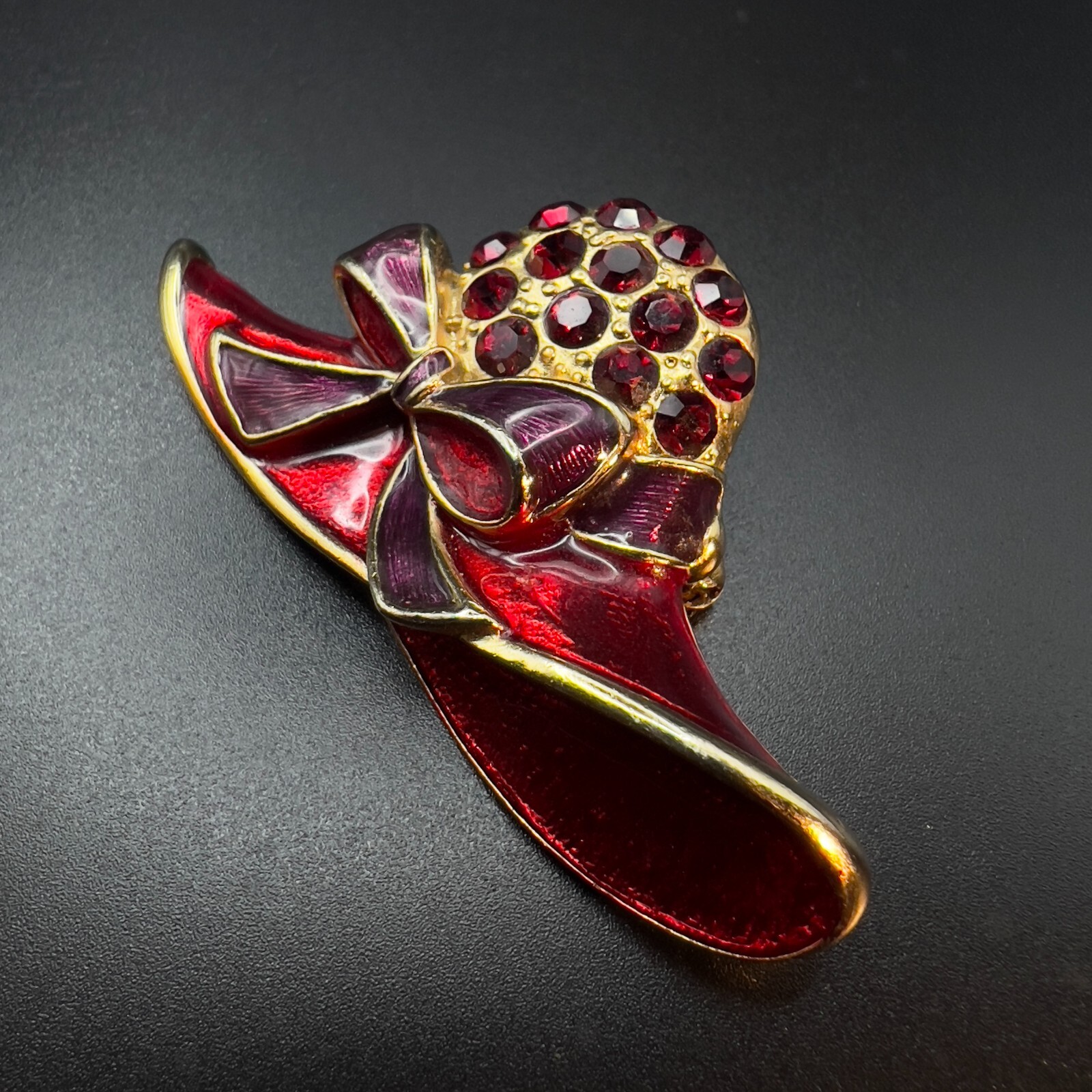 Vintage Red Hat Enamel Gold-Toned & Red Rhinestones Brooch Pin