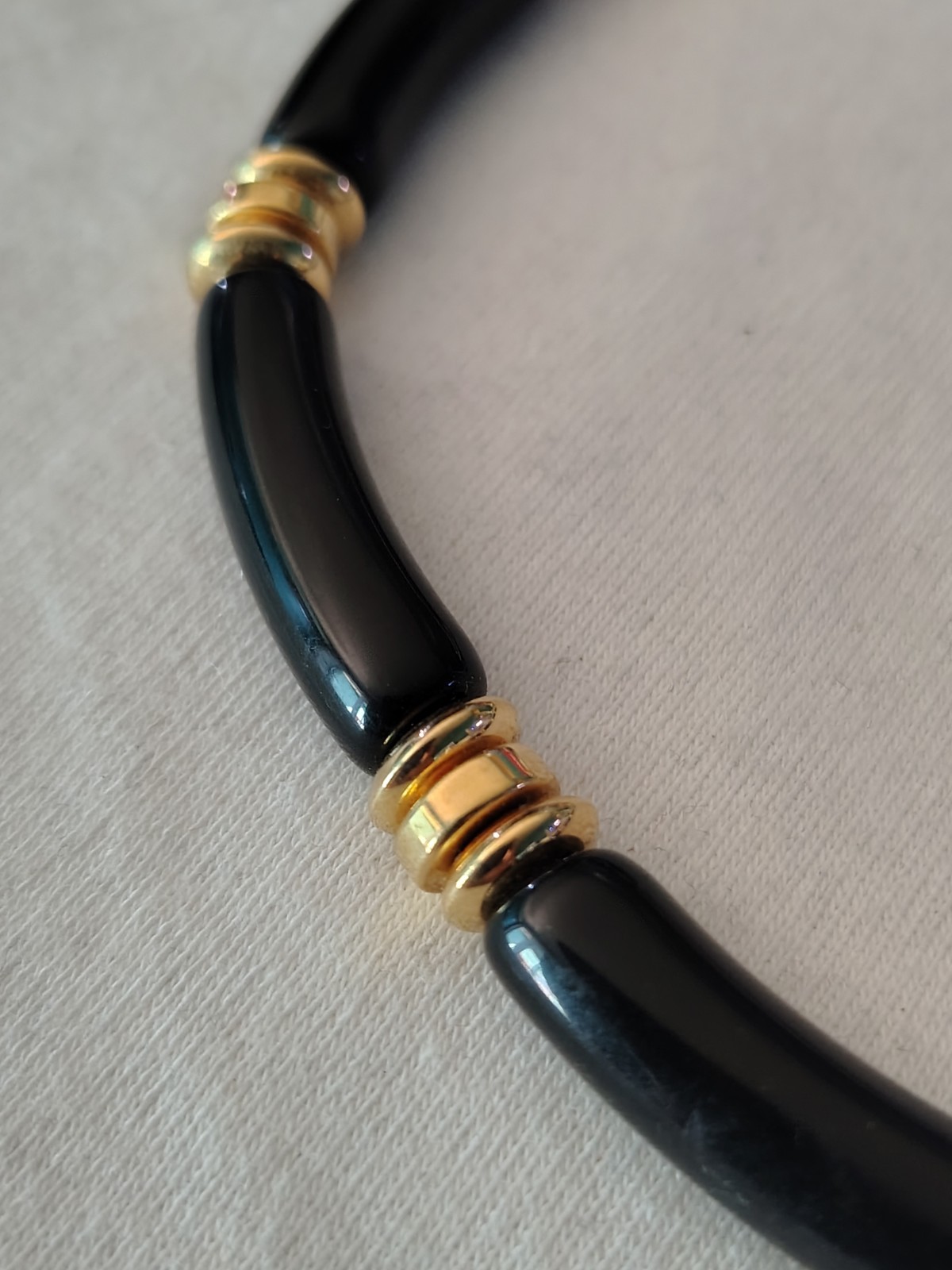 Napier Necklace Black and Gold Tone Beaded Choker Vintage 18 in