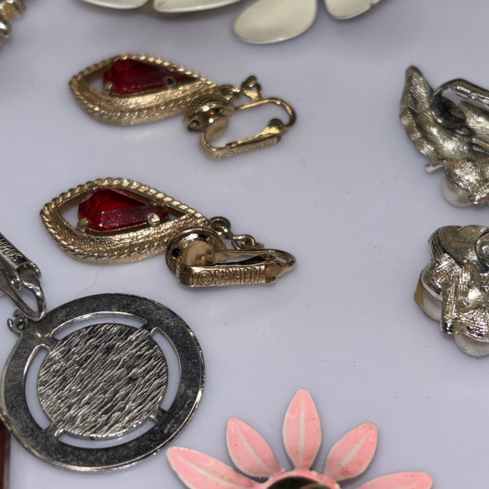 Vtg Sarah Coventry Clip On Earring Jewelry Lot. Estate Auction. See Description