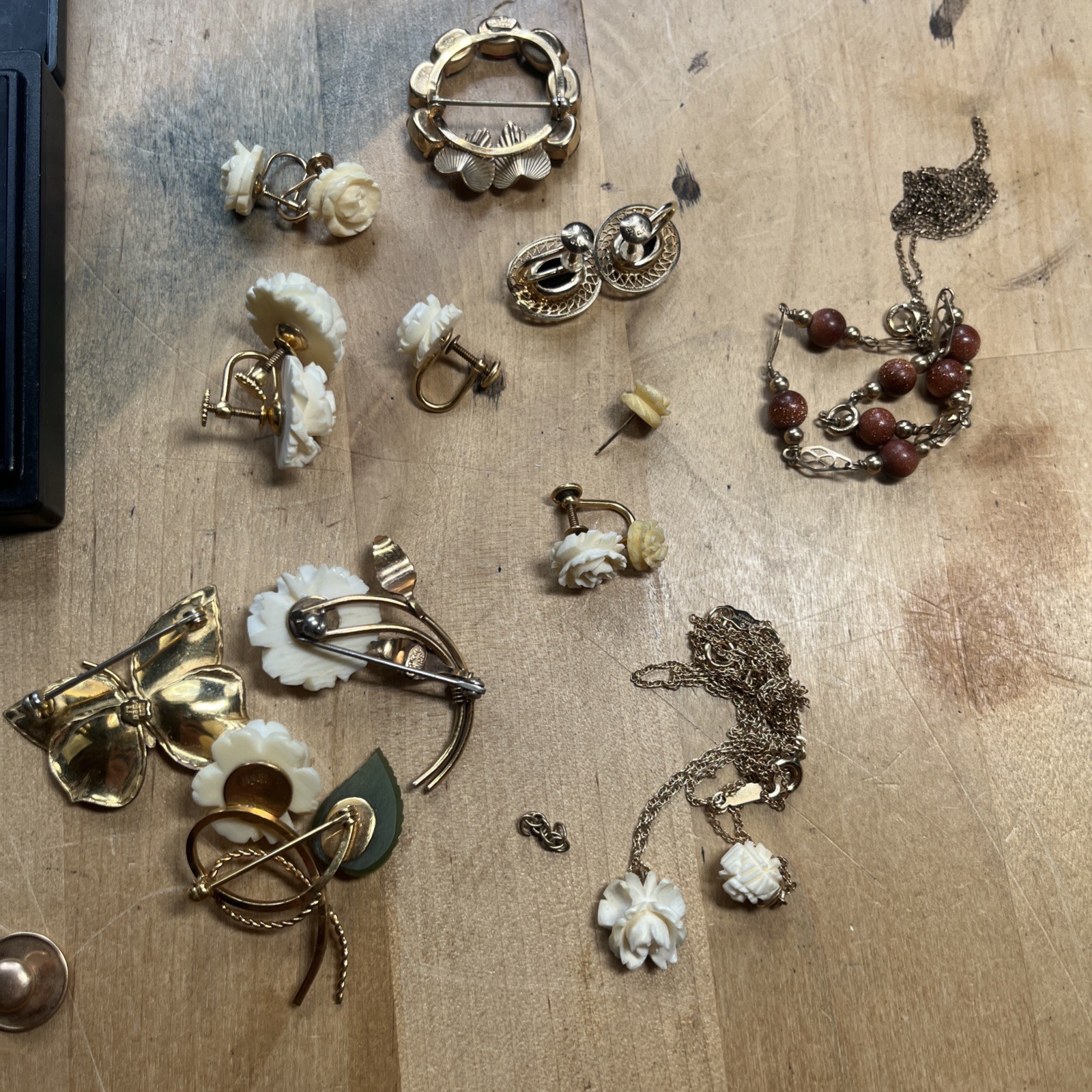 Mixed Lot of 1/20 12K Gold Filled & Other Gold GF — Pins, Bracelets Lot – J1