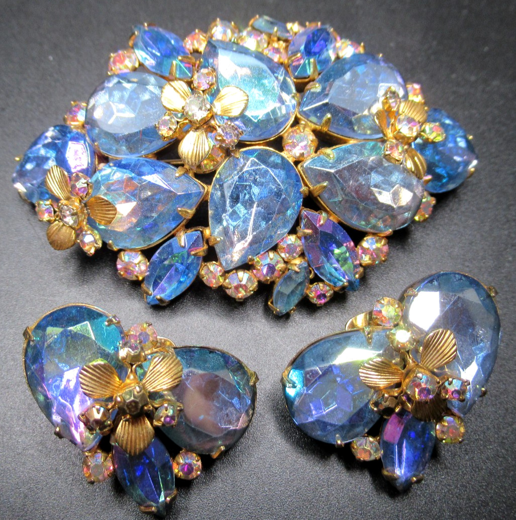 JOSANE Amazing Blue Rhinestone Flowers Vintage Bracelet Brooch Earring Set