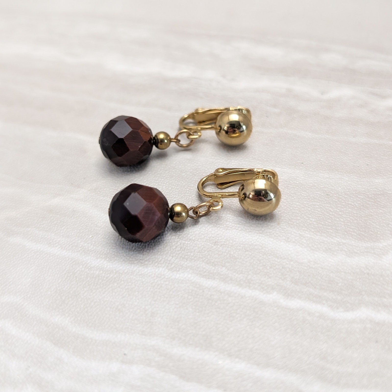 Vintage Clip On Earrings Gold Tone with Brown Glass? Faceted Bead Dangle Drop
