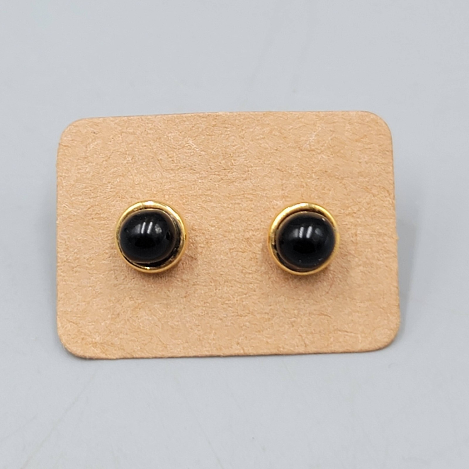 Vintage Studs Pierced Earrings Black Bead Gold tone 1/4 in