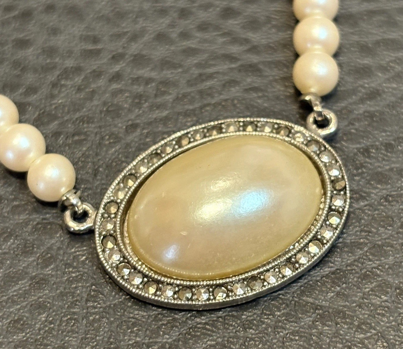 1928 Victorian Revival Faux Pearl Cabochon Beaded Necklace Hook Clasp 16.5”-19”