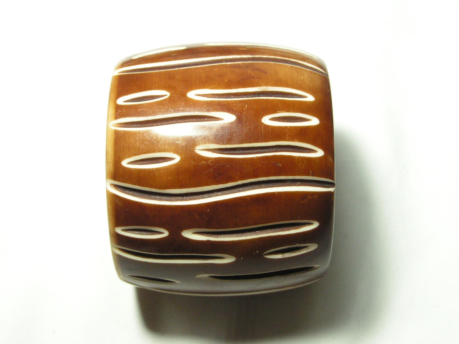 …Vintage Wide Carved Earth Tones Lucite Bangle Bracelet…