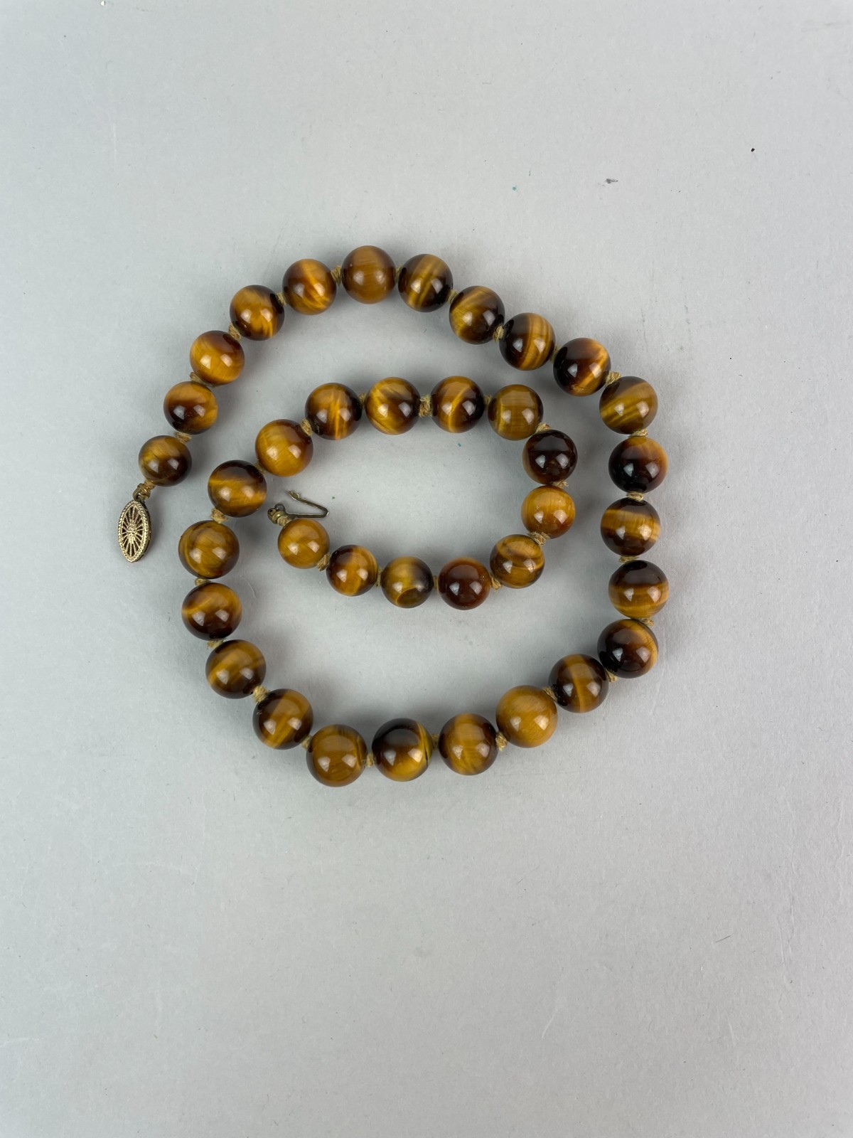 Vintage Tiger’s Eye Bead Necklace Fish Hook Clasp 18″