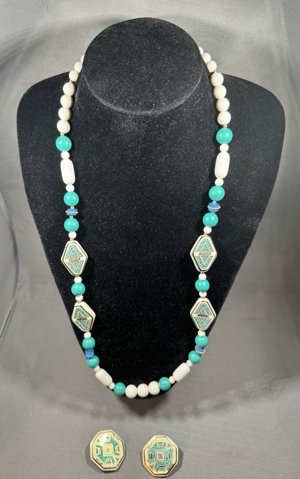 Vintage Southwestern Necklace and Clip Earrings Set, Turquoise Style, Japan