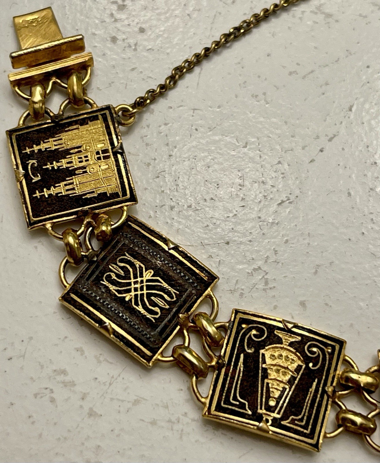 Vtg Damascene Toledo Spain Buildings Horse Solider Link Bracelet Gold Plated 7”