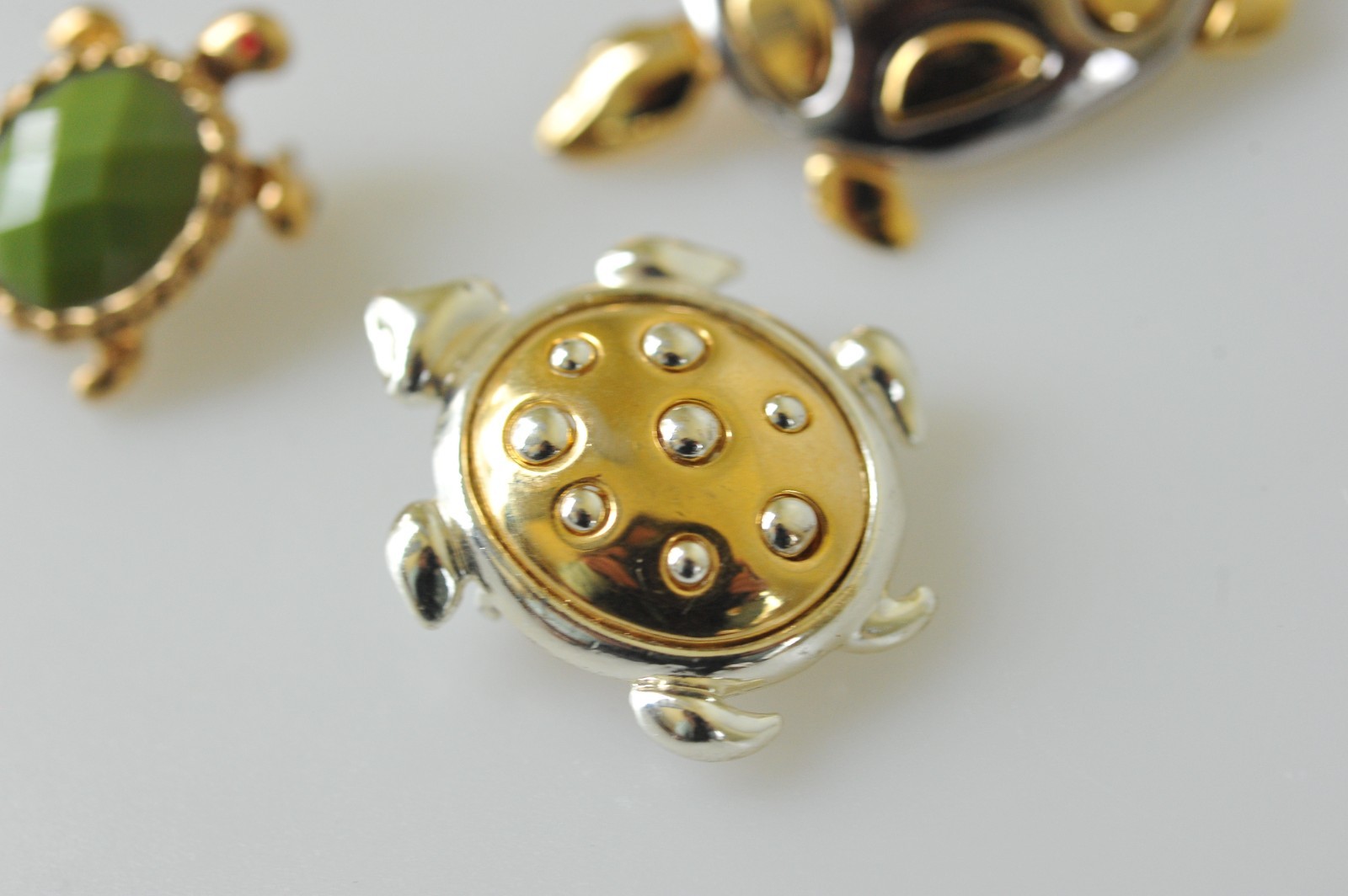 Brooch Lot vtg to now Turtle Turtles gold silver tone rhinestone MH21