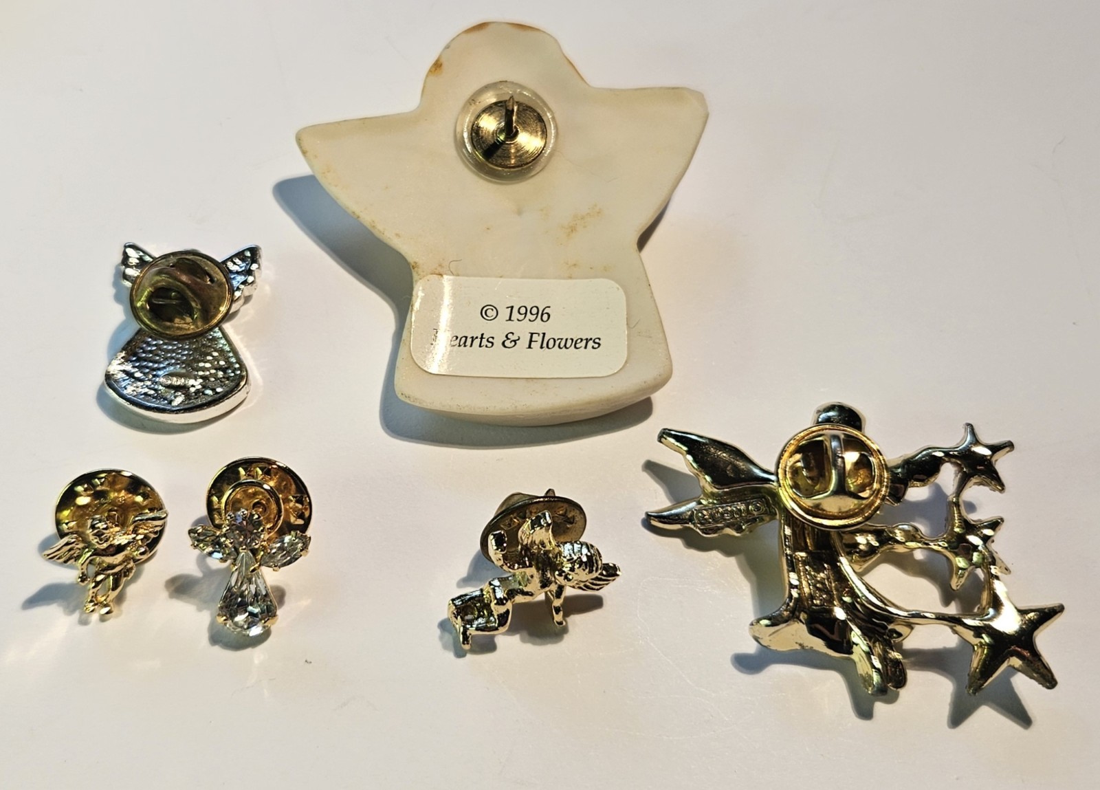 VINTAGE ANGELS OF DIFFERENT SIZES AND SHAPES (6).