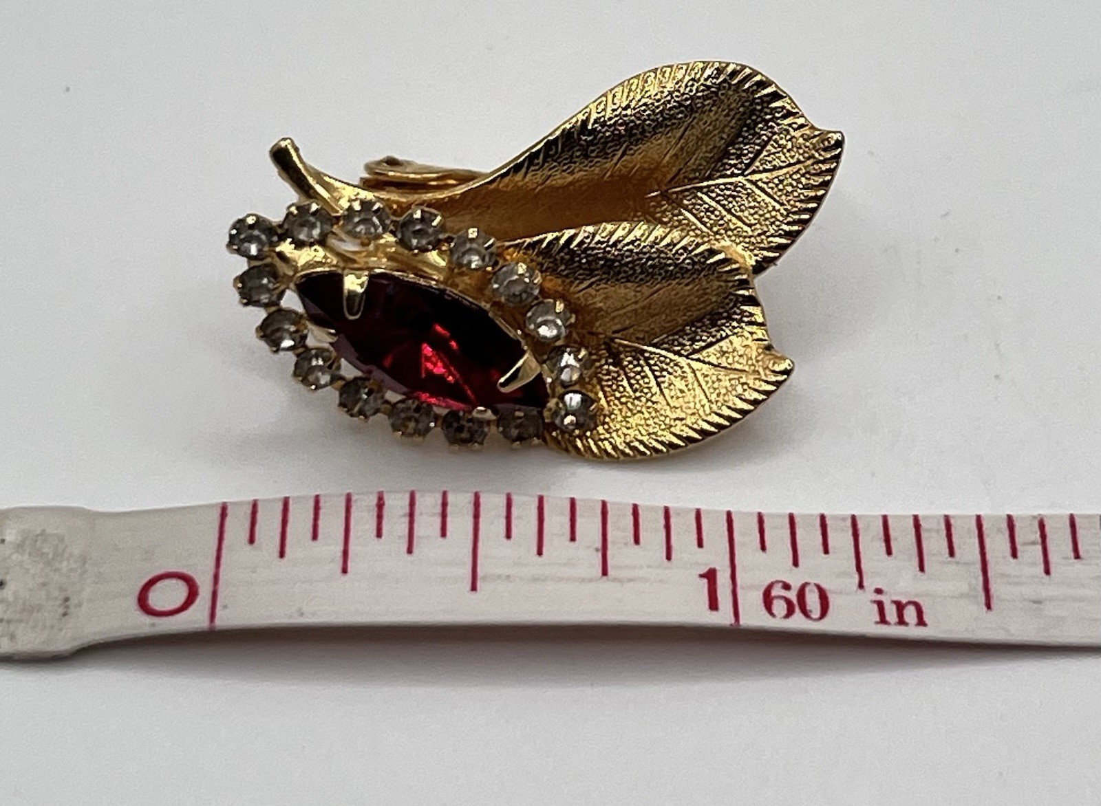 Vintage Rhinestone Clip On Earrings Gold Tone Leaf Vibrant Red And Clear Stones