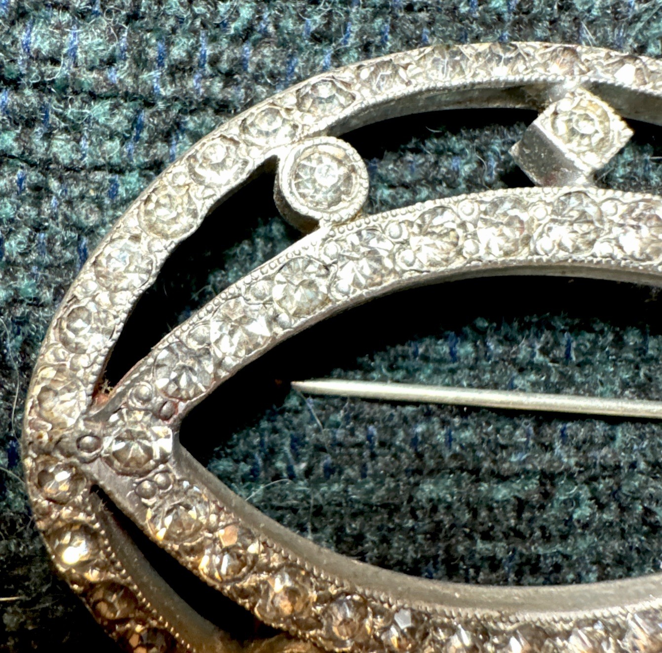 Retro Silverite Oval Brooch Pin with Rhinestones Vintage