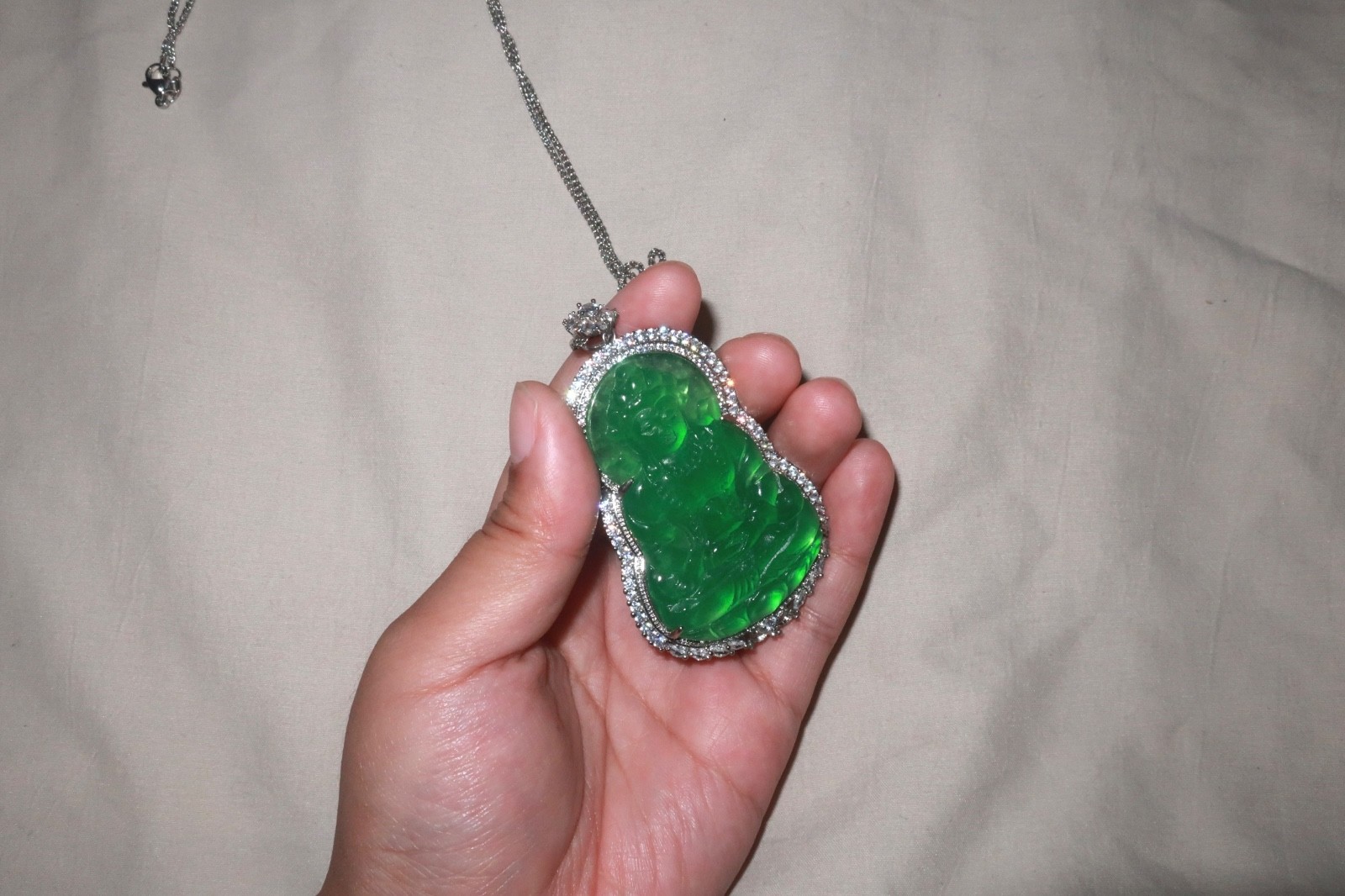 Rare Type A Natural Icy Green Jadeite Guanyin Pendant Translucent Feicui Deity