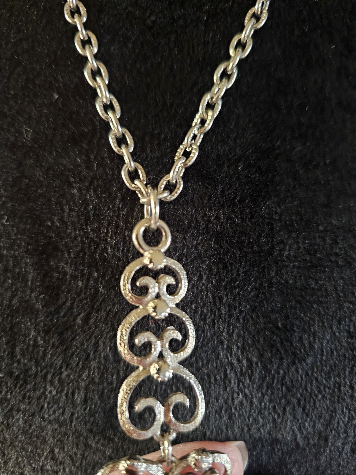 Vintage Brutalist Scroll Tree Pendant Necklace Silvertone Textured Chain