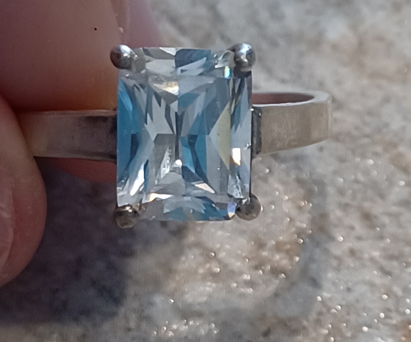 925 STERLING SILVER Ring Cubic Zirconia Stone sz about 7 1/2