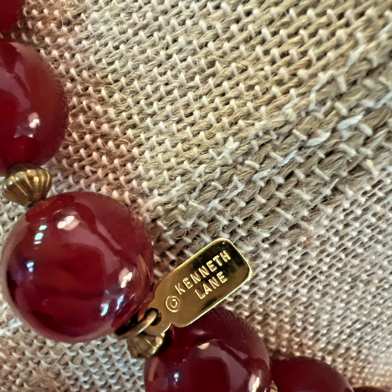 VTG SIGNED KENNETH LANE CARNELIAN RED AMBER GLASS BEAD PENDANT NECKLACE RARE 33″