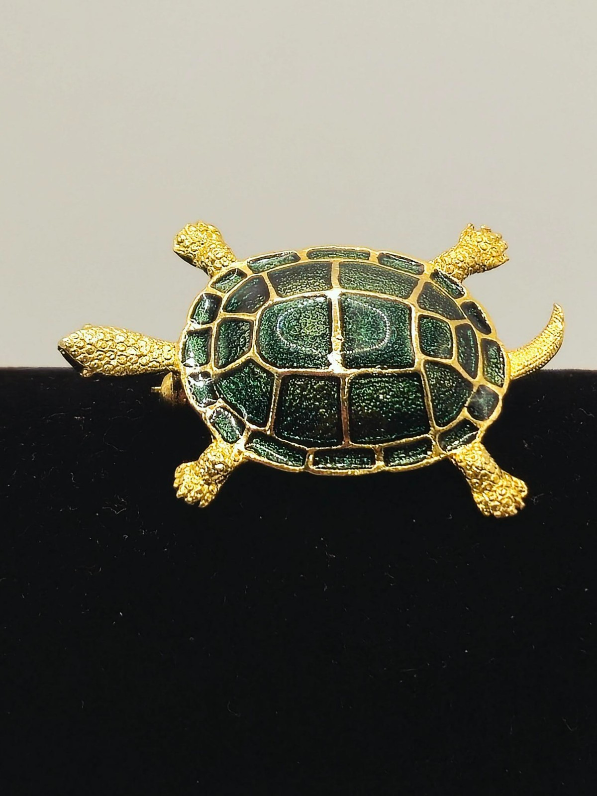 Vintage Gold Tone Green Enamel Turtle Brooch Pin Textured Tortoise Figural