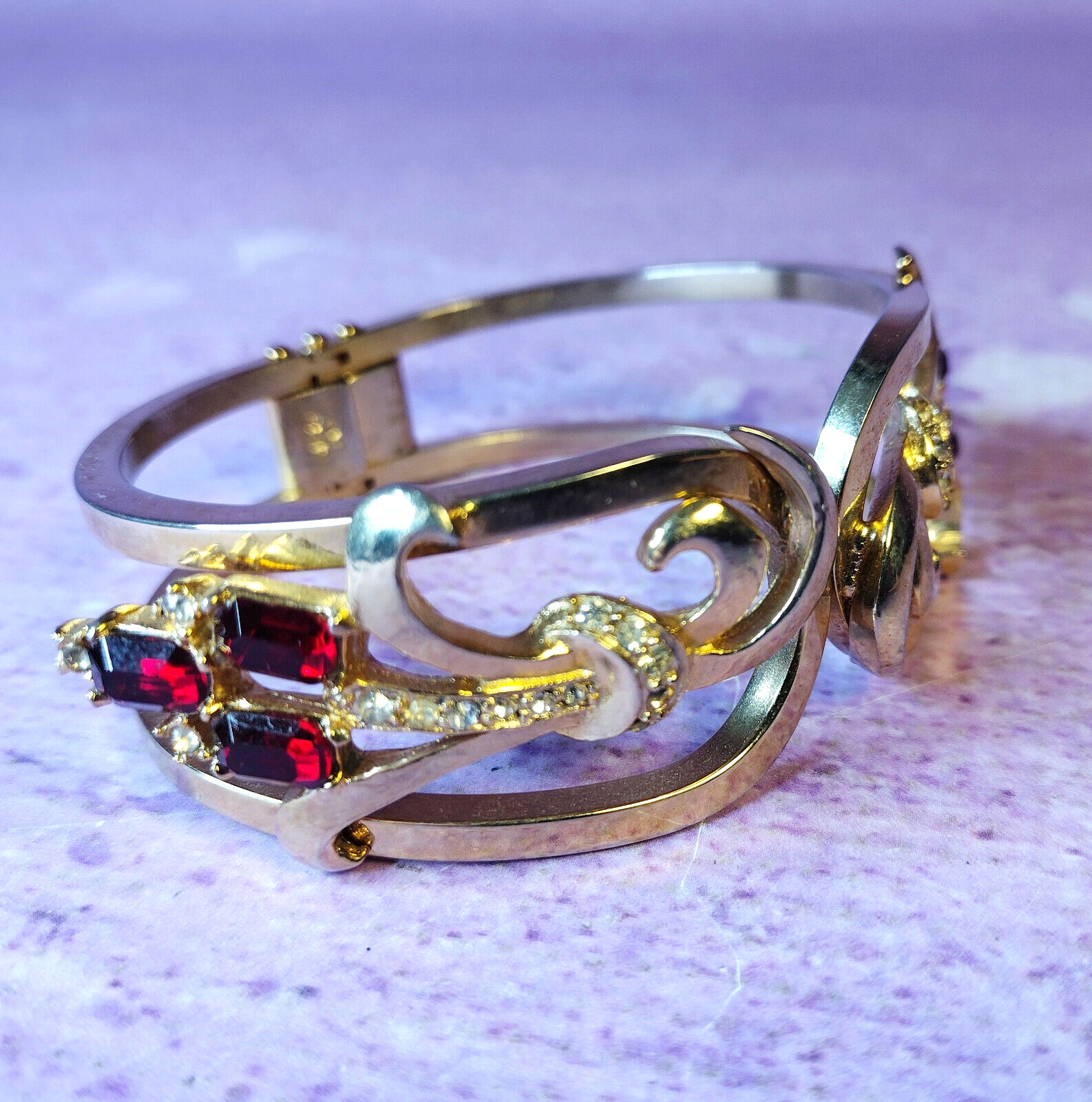 Cuff Bracelet Hinged Cut Out Red Clear Faceted Rhinestones Gold Tone Vintage