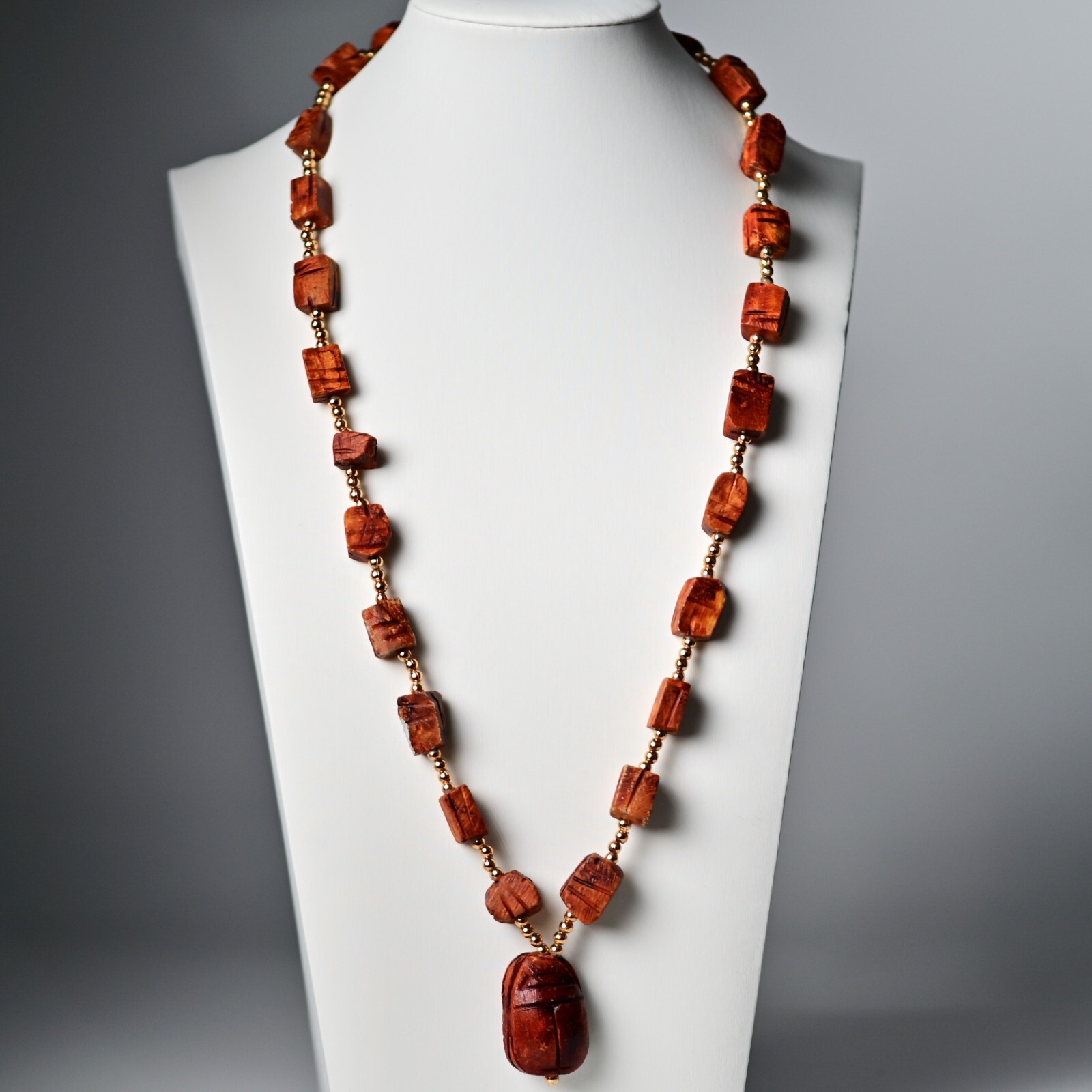 Vintage Original East India Red Agate Carnelian Gemstone Pendant Estate Necklace