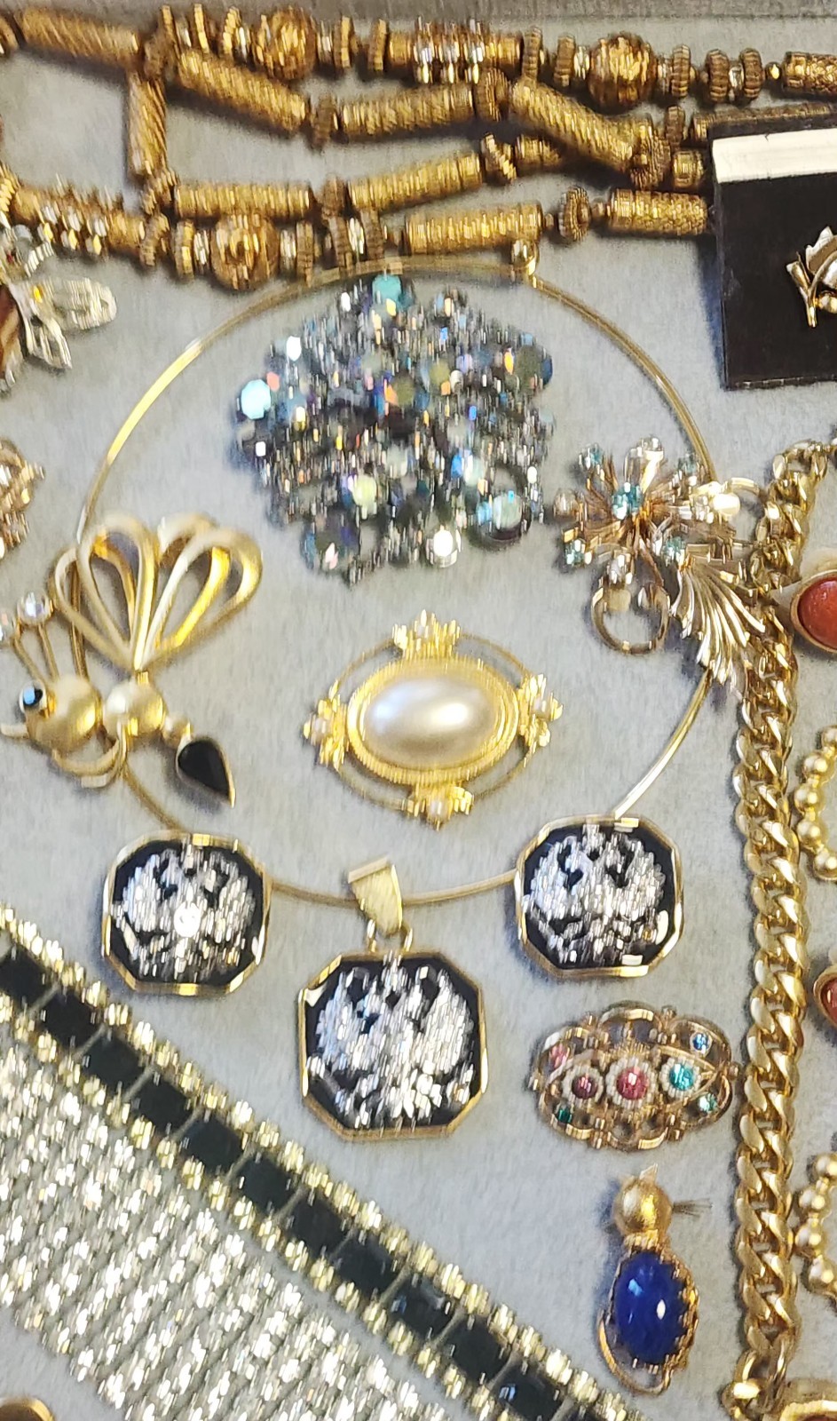VtgJewelry Lot 20pc Juliana #6786 Joan Rivers Crown Trifari Miriam Haskell C855