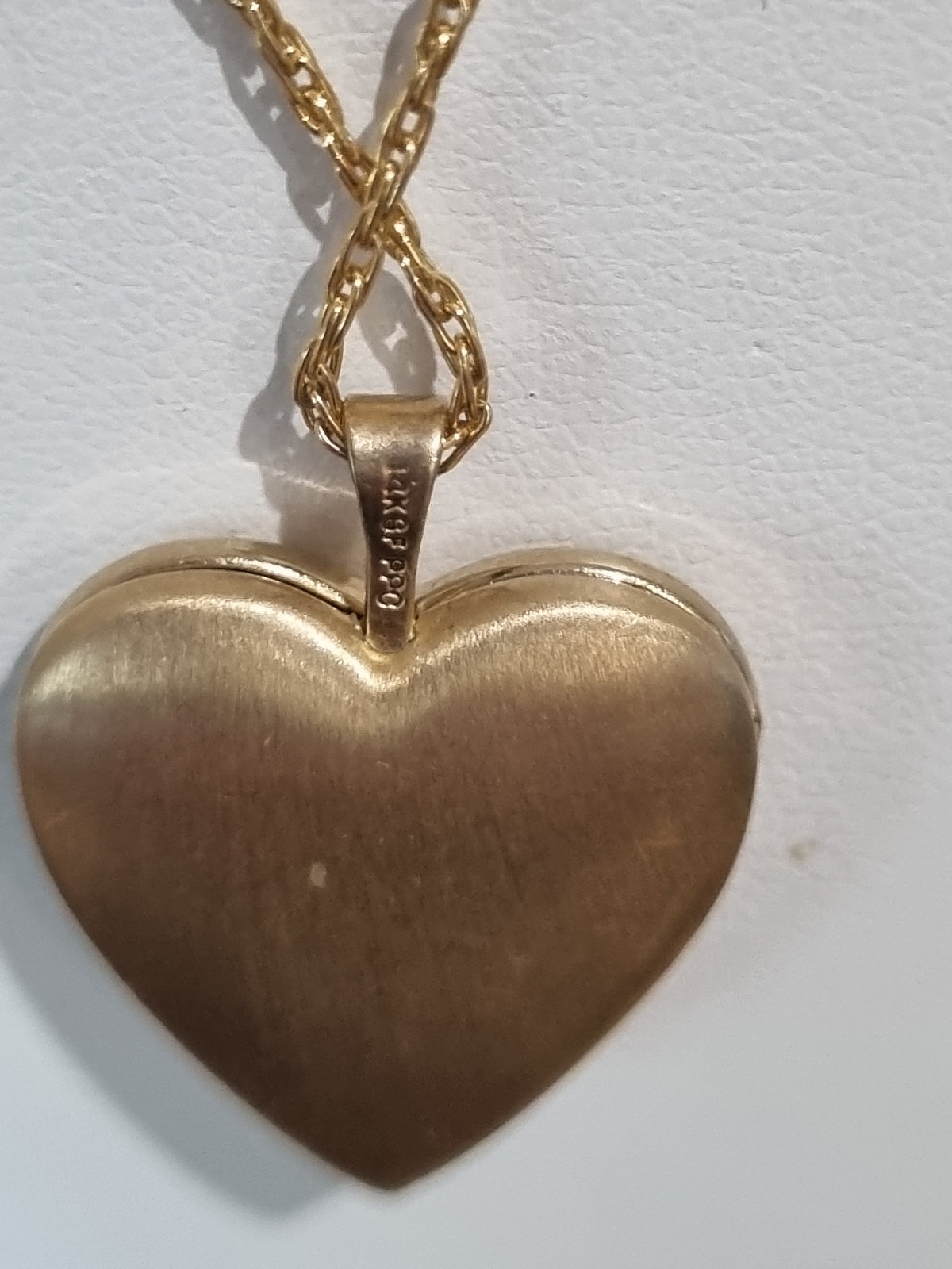Vintage 14k Gold Filled Perpetual Real Rose bud Heart Locket Chain See Video
