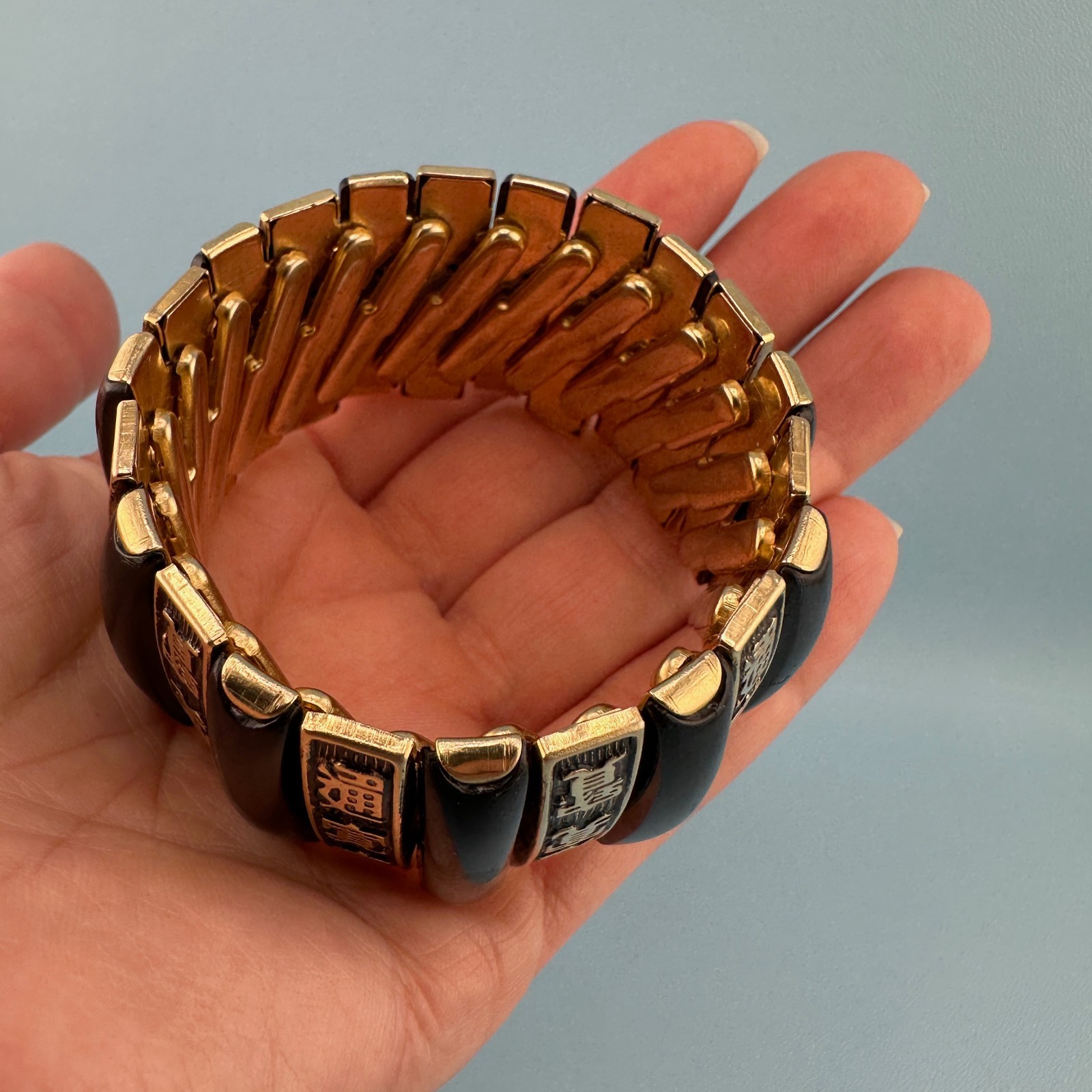 Vintage Bracelet Asian Panel Bar Expandable Stretch Link Gold Tone Black Enamel