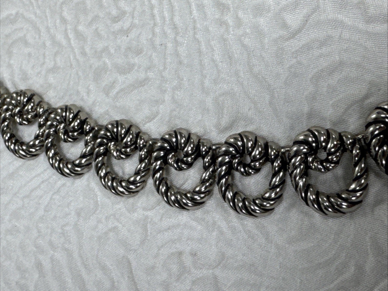 Vintage Chunky Intertwined Silver Knot or Circular Braided Link 17” Necklace