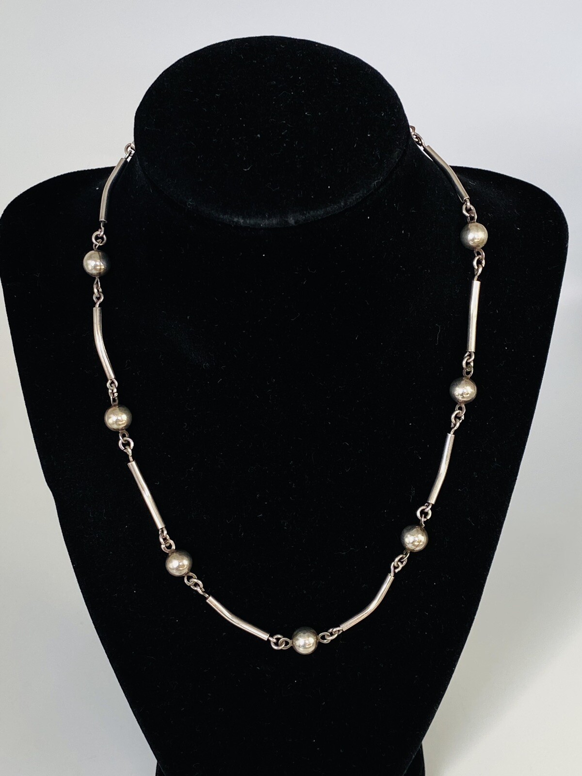 Vintage Sterling Silver Modernist Bar & Ball Bead Station Link Necklace 16-Grams