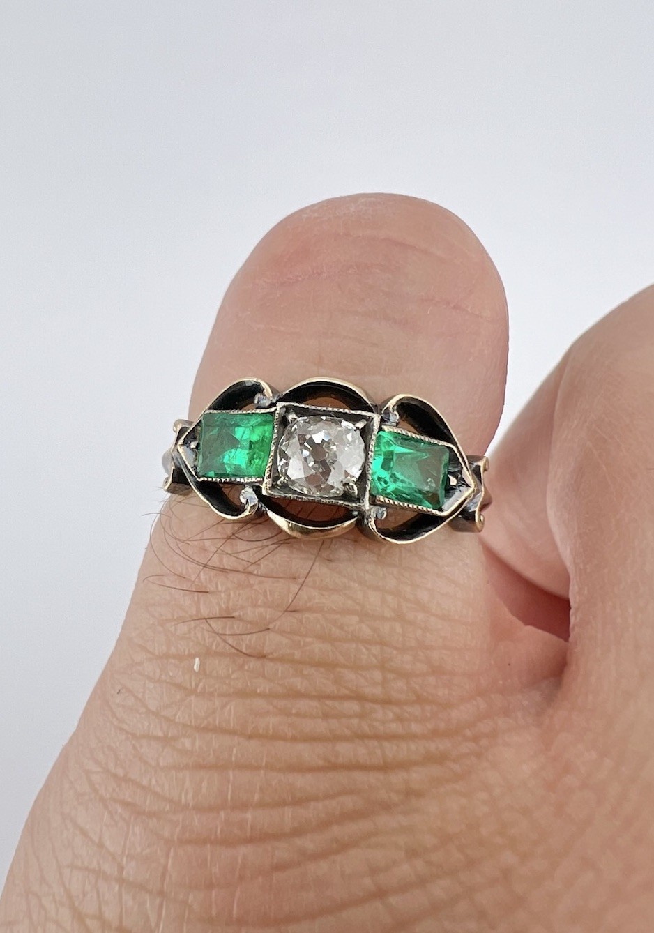 Antique Victorian 14K Rose Gold Old Mine Cut Diamond & Vivid Green Emerald Ring